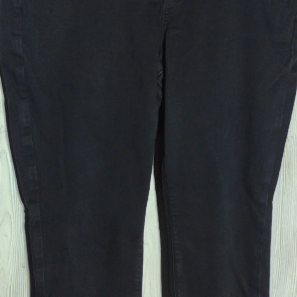 American Eagle Stretch Skinny Jeans - Picture 3 of 15